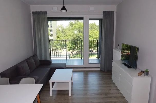 Mieszkanie do wynajęcia - Warszawa, Taśmowa - Zdjęcie 1