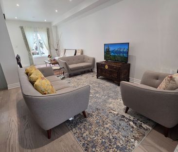 For Lease - 220 Denise Circle Unit# Main, Newmarket, Ontario - Photo 3