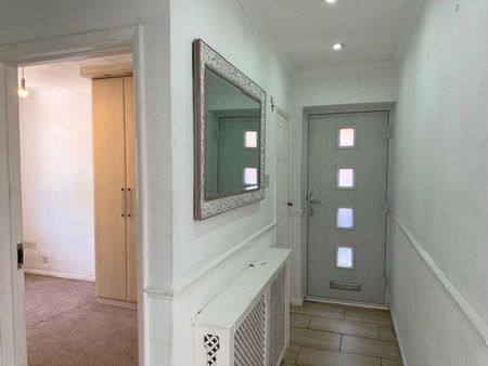 2 bedroom maisonette to rent - Photo 4