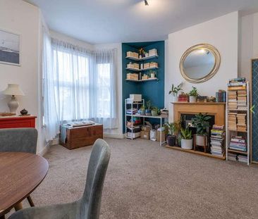 Beaconsfield Road, New Southgate, London, N11 - Photo 1