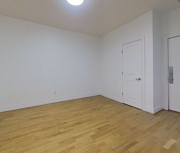 3730 Chemin Queen Mary, Montréal, QC - Photo 4