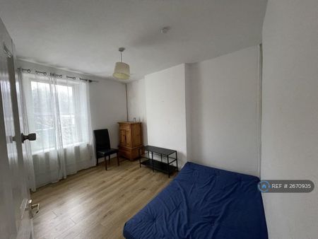 3 bedroom maisonette to rent - Photo 4