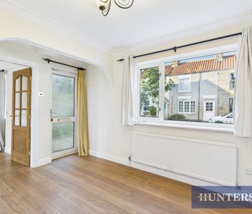 3 bedroom House To Let - Photo 2