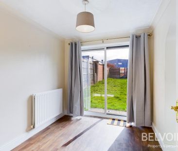 3 bedroom semi-detached house to rent - Photo 2