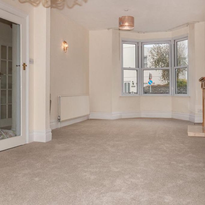 4 bedroom terraced house to rent - Photo 1