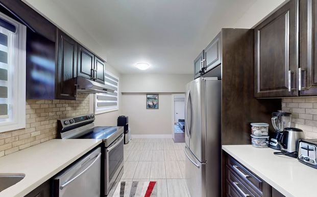 For Lease - 1139 Shadeland Drive Unit# Upper Level, Mississauga, Ontario - Photo 1