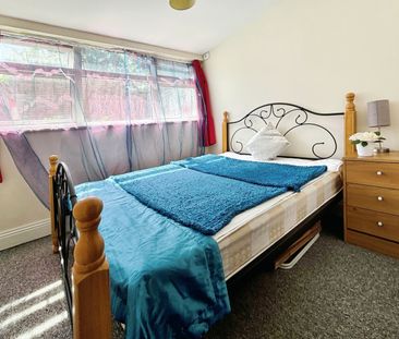 1 bedroom terraced to rent Stebbings, Langdon Hills, Basildon, Esse... - Photo 2