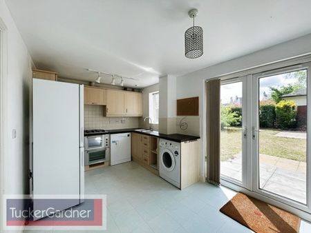 The Orchards, Cherry Hinton. - Photo 2