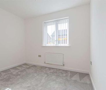 Robins Pasture, Warrington, Lymm - Photo 3