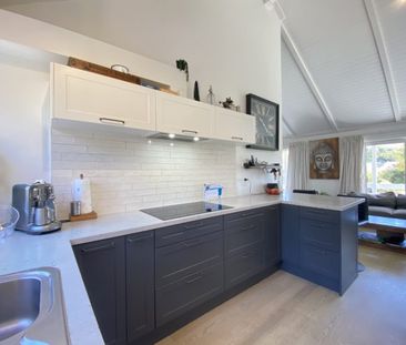 Family Favourite - Photo 1