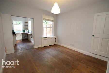 3 bedroom terraced house to rent - Photo 4