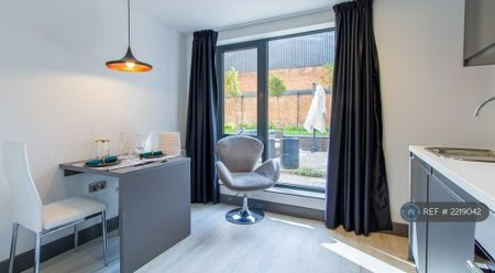 1 bedroom flat to rent - Photo 3