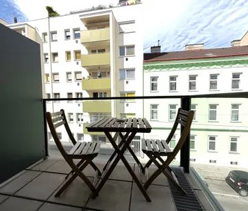 MODERN & KOMFORTABEL - VOLLMÖBLIERTE 2 ZIMMER WOHNUNG MIT BALKON - Photo 3