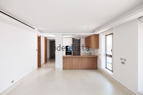 Alquiler de piso en Pacífico, 94 - Photo 1