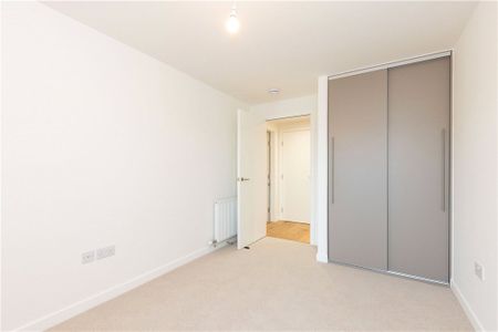 25, 17 Hughes Close - Photo 3