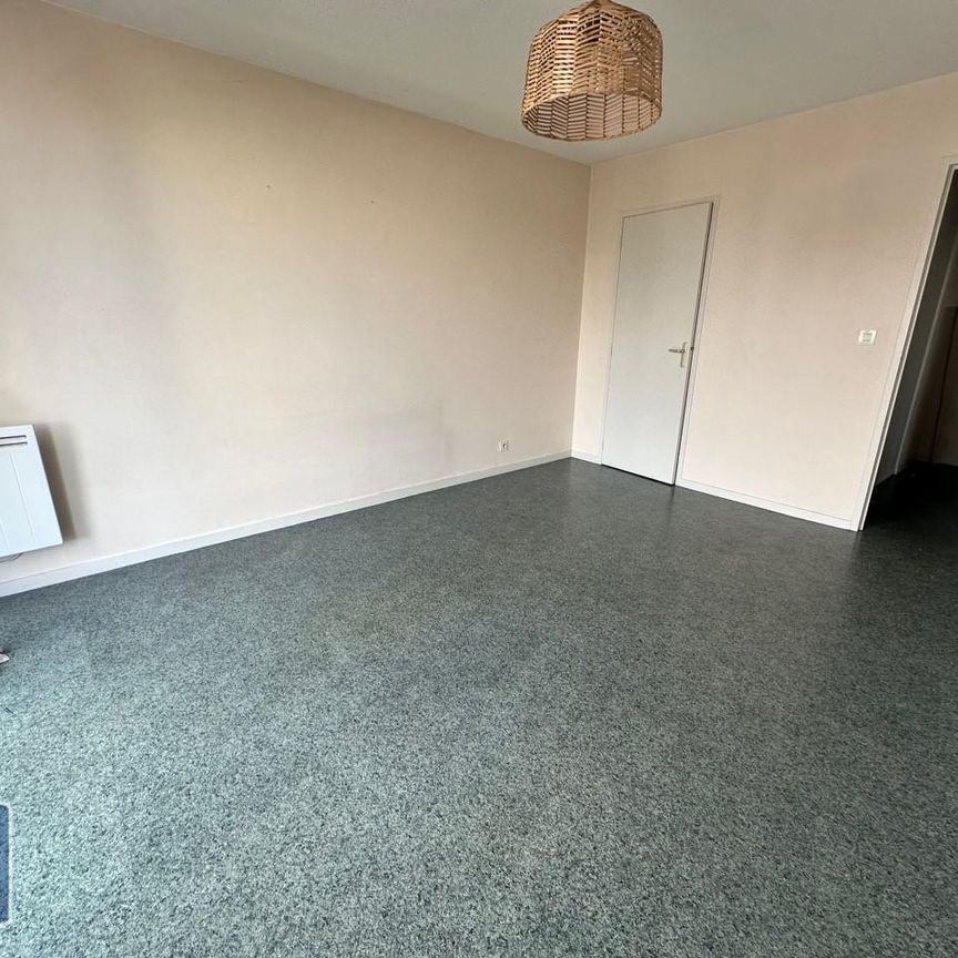 Location Appartement 2 pièces 37m² CLERMONT FERRAND 63000 - Photo 1