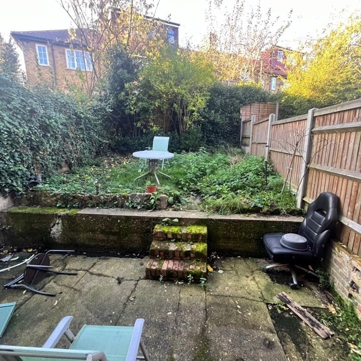Room in a Shared House, Buckhold Road, SW18 - Photo 1