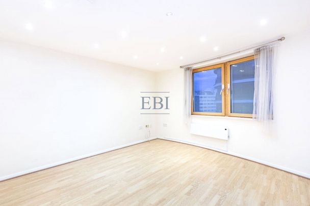 Mallard House, Station Court, SW6 2BF - Photo 1