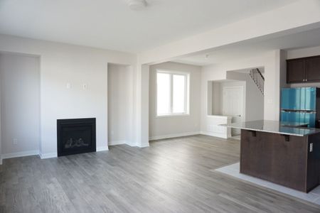 For Lease - 663 ALLIED Mews, Stittsville - Munster - Richmond, Ontario - Photo 5