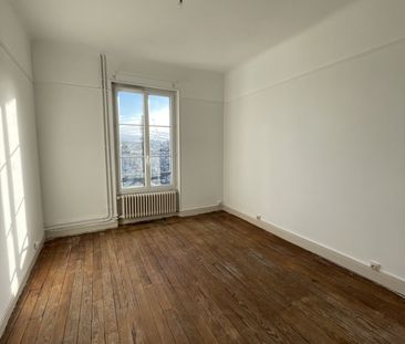 Location Appartement 2 pièces 53m² BAYONNE 64100 - Photo 2