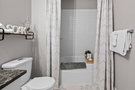 Quail Ridge: 2 bed, 2 bath – Top Floor Condo, Avail. Now - Photo 5