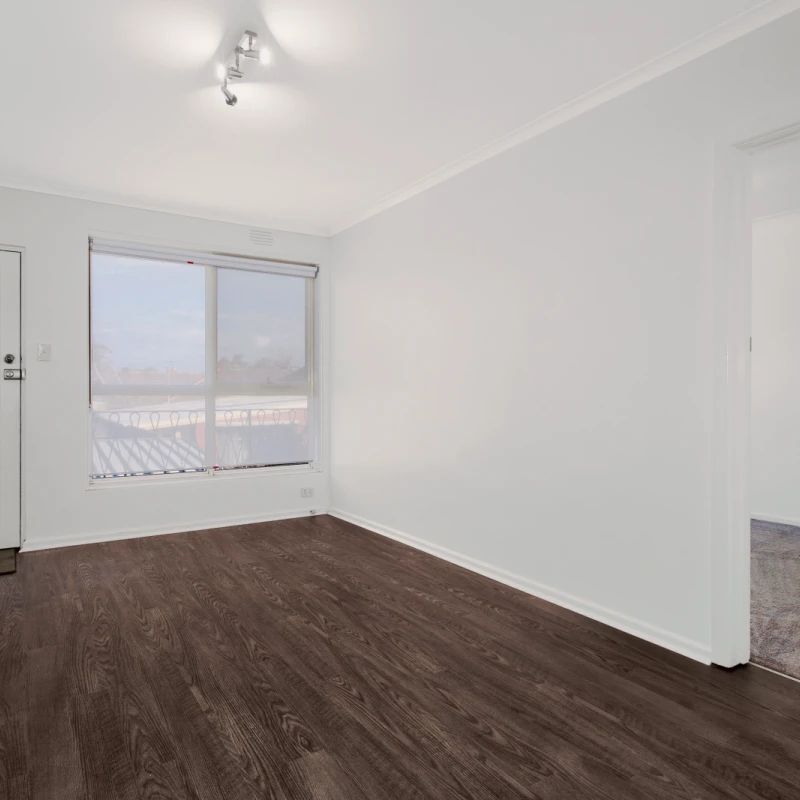 1Bedrooms, 1Bathrooms - Photo 1