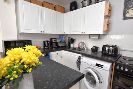 High Street, Shoeburyness, Essex, SS3 9AH - Photo 5