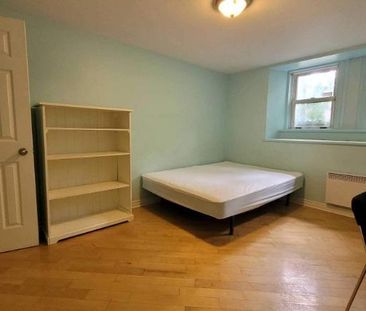 1 CH - 1 SDB - Montréal - $820 /mo - Photo 1