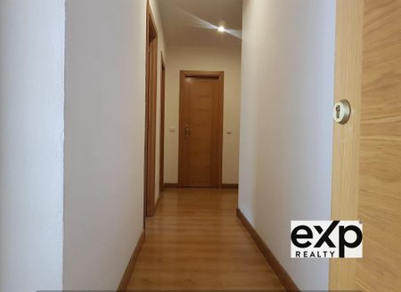 Apartamento luminoso con amplio patio privado en Ventilla–Almenara - Photo 3