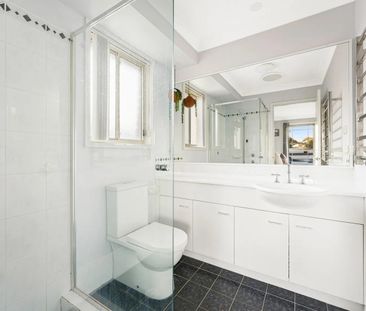 Enjoy Space and Comfort in This Bargo Family Home - Photo 2