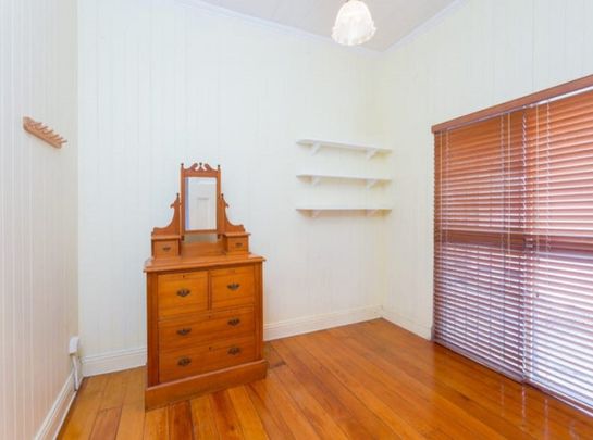 9, Crown Street, QLD, Petrie Terrace - Photo 1