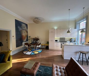 1 Bed Flat, Rosary Gardens, SW7 - Photo 2