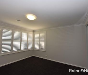 UPDATED FAMILY HOME IN CLOSE PROXIMITY TO SCHOOLS, PARKS AND THE CBD - Photo 6