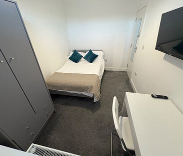 Room in a Shared House, Bridgman Grove, BS34 - Photo 5