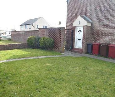 Kennet Road, Walney Island, Barrow-in-furness, LA14 - Photo 1