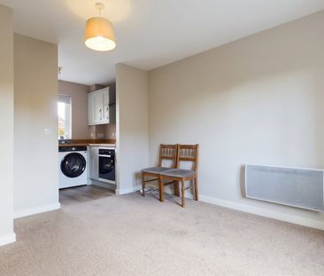 Holbeach Drive Kingsway, Quedgeley, Gloucester, GL2 2BF - Photo 5