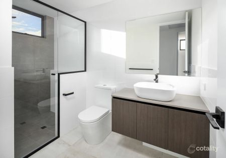 Modern & Spacious 3x2 Townhouse � Secure Gated Complex - Photo 3