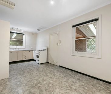 18 Colbert Road, Christies Beach. - Photo 2