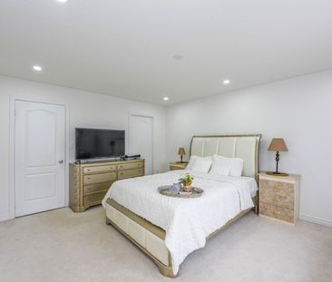 For Lease - 30 Lorenzo Circle, Brampton, Ontario - Photo 6