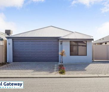 28 Rathlin Cove, CANNING VALE WA 6155 - Photo 3