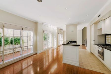 3 Bed, 2 Bath - Photo 2