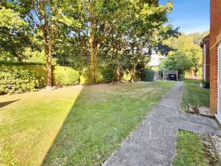 studio to rent Lucerne Close, CB1 - Photo 4