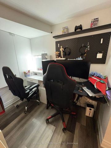 15 Castle Rock Court #Bsmt - Photo 2