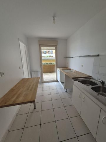 Location Appartement 3 pièces 82m² VALENCIENNES 59300 - Photo 3