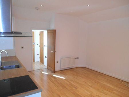 1 bedroom flat to rent - Photo 5