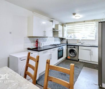 1 bedroom in a house share to rent - Photo 5