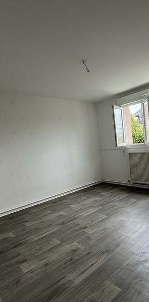 COURS APPARTEMENT T3 - Photo 1