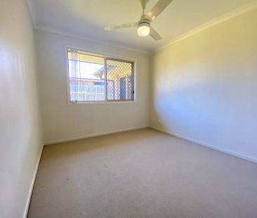 14 Burswood Close, Wulkuraka QLD 4305 - Photo 5