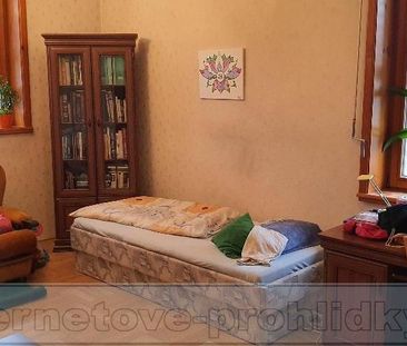 Pronájem bytu pokoj 30 m2 - Fotografie 1