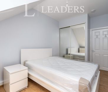 2 bedroom apartment to rent Commercial Road, SO15 - Photo 6